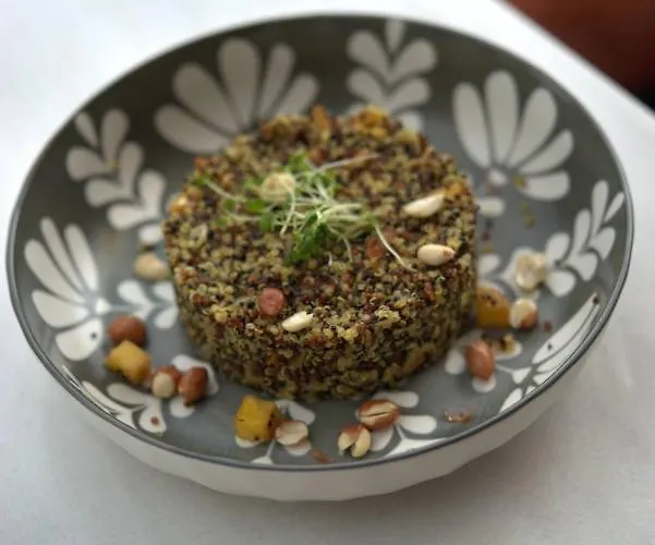 Rudra Sahashrara Bali - Ayurvedic - Health And Wellness ホテル 4*