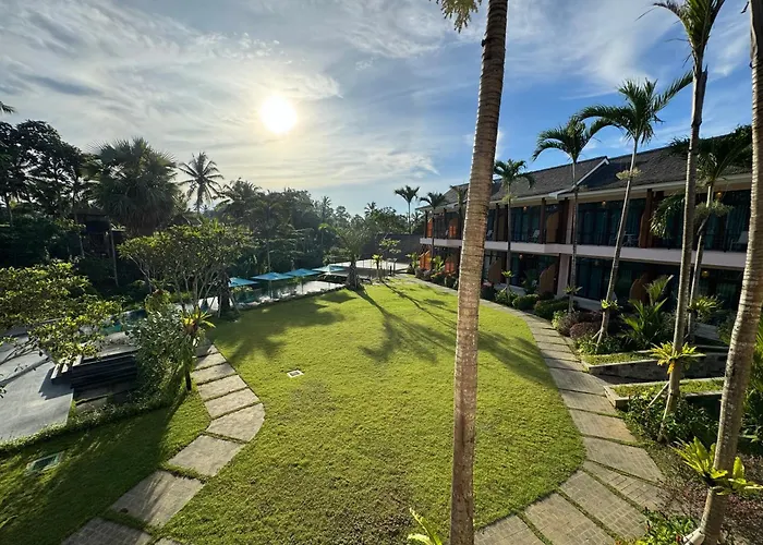 Rudra Sahashrara Bali - Ayurvedic - Health And Wellness ホテル 4*