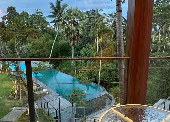 Rudra Sahashrara Bali - Ayurvedic - Health And Wellness ホテル 4*